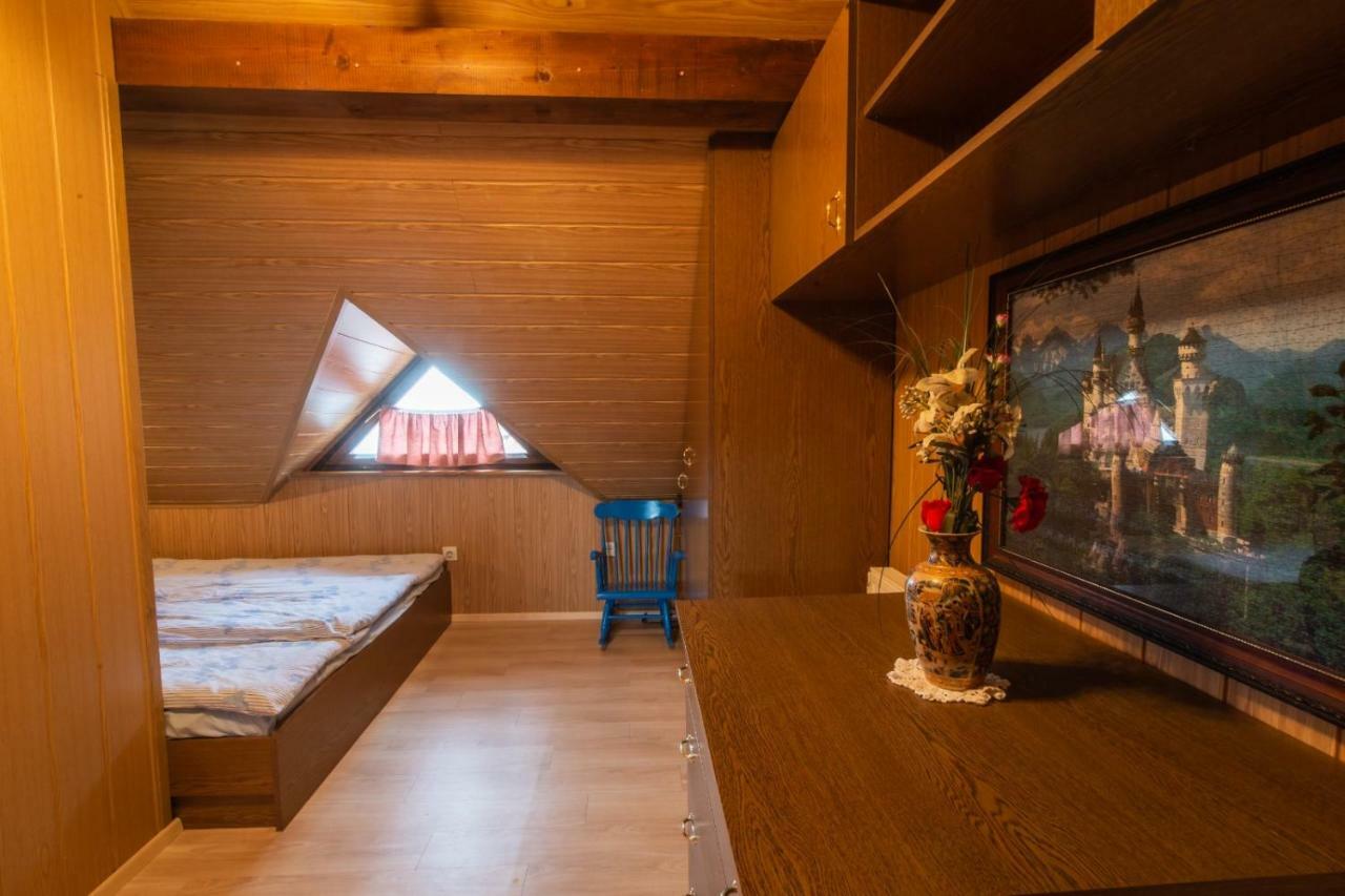 Vineyard Cottage Hocevar Ново Место Екстериор снимка