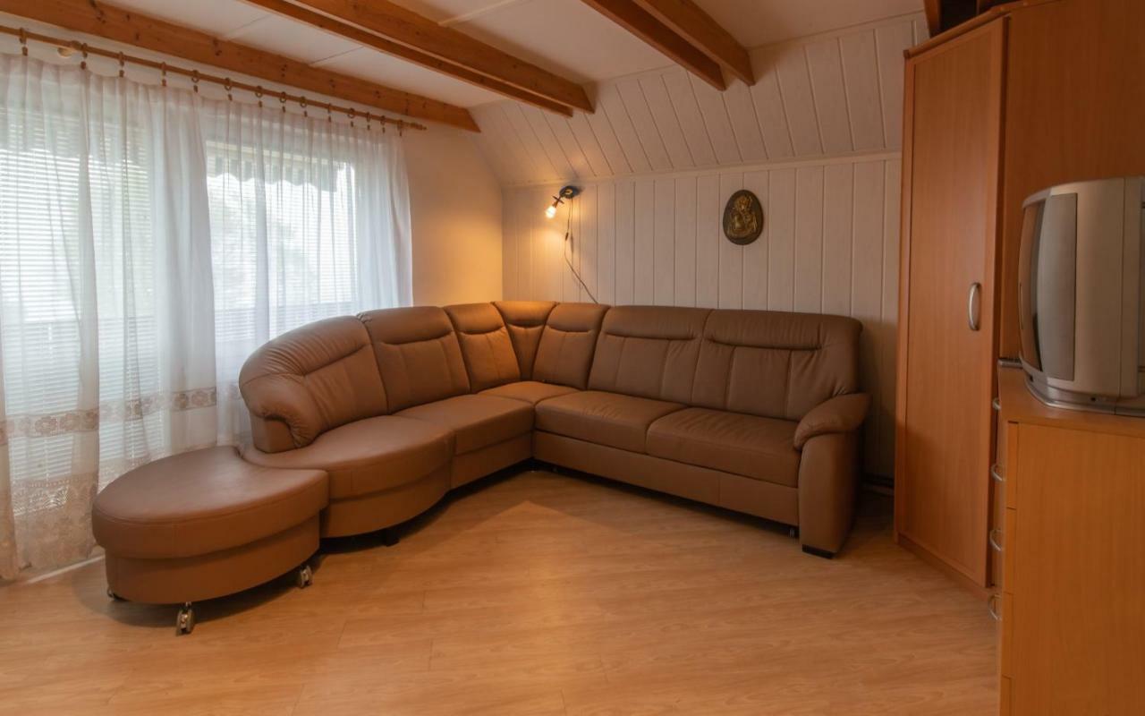 Vineyard Cottage Hocevar Ново Место Екстериор снимка